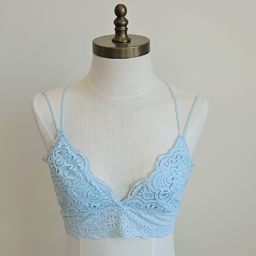 Aerie Elegant Lace Bralette in Light Blue